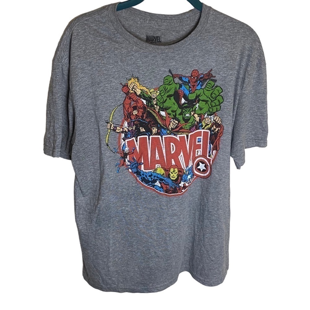 Marvel graphic tee size Large - Picture 7 of 10